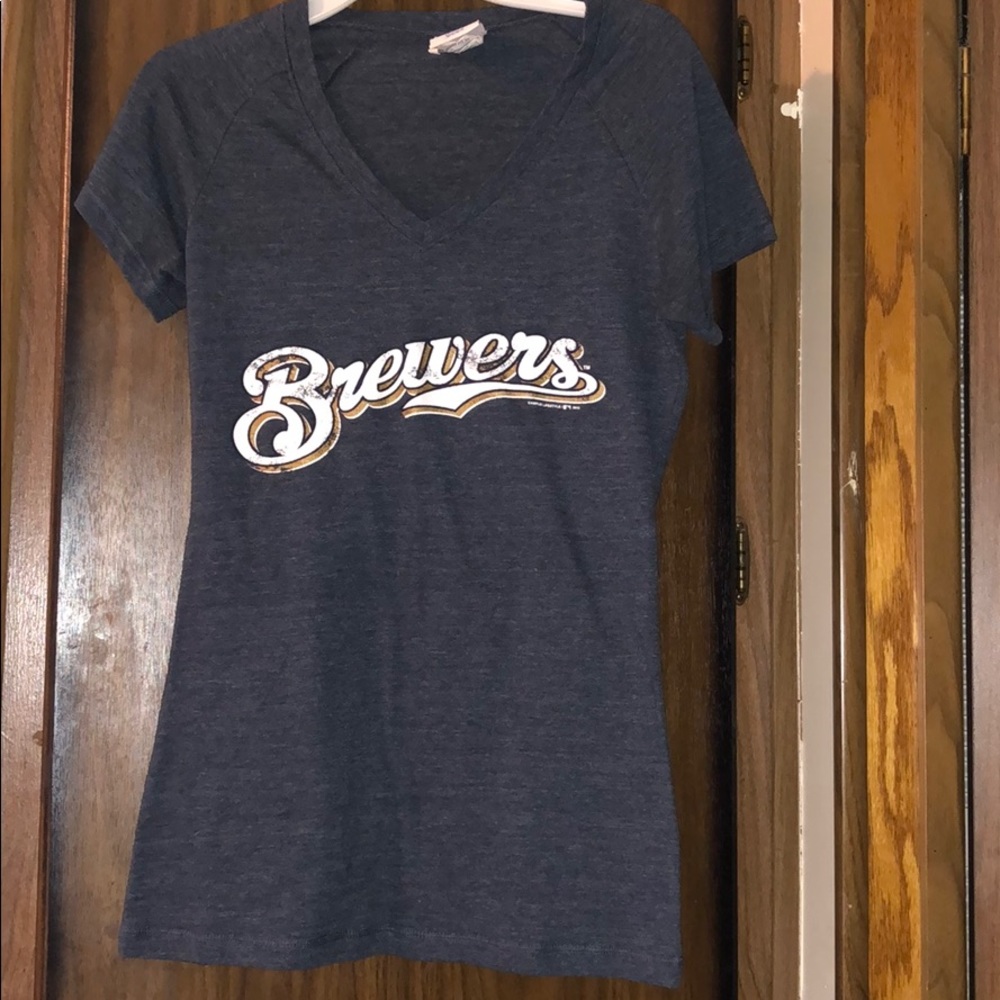 V Neck Brewers top